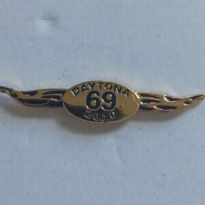 2010 DAYTONA 69 Pin
